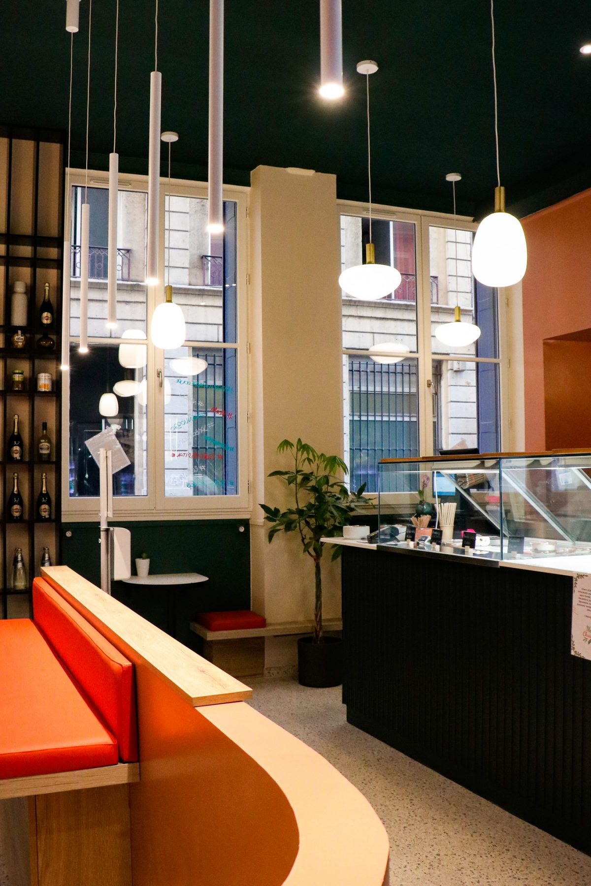 Cugini pizzeria spécialisée à Lyon, nos espaces conviviales à Lyon.